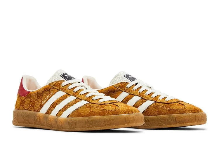 Krossovki-Gucci-x-adidas-Gazelle-GG-Monogram-7