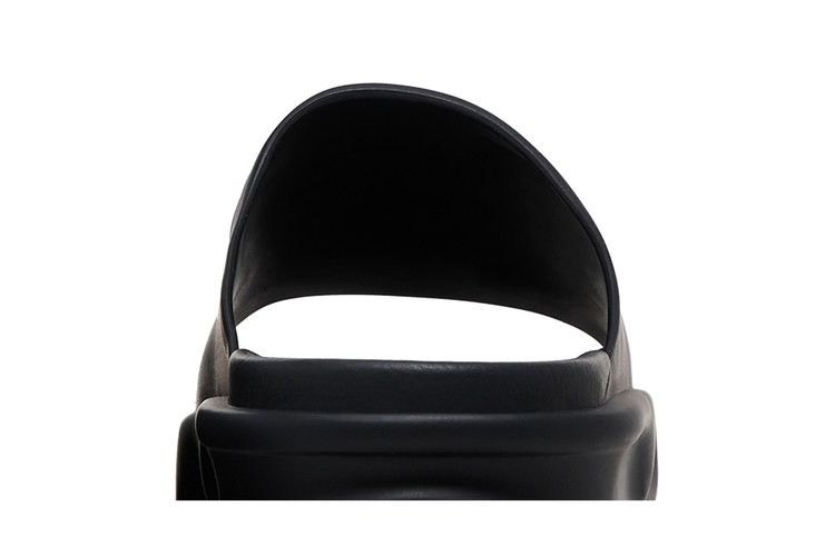 gucci-sandal-interlocking-g-black-692380-jf000-1000_06