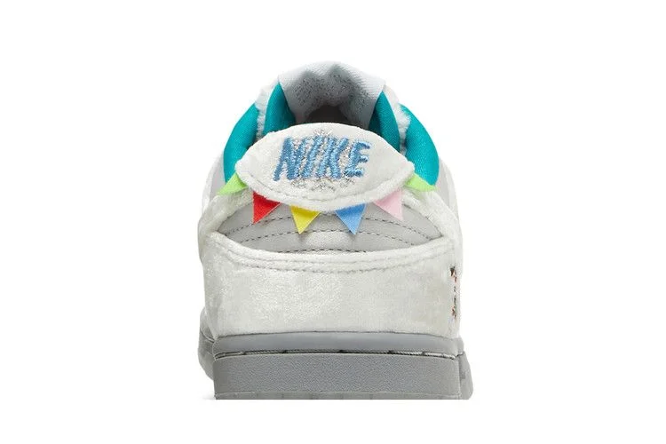 Кроссовки Nike Wmns Dunk Low 'Ice'