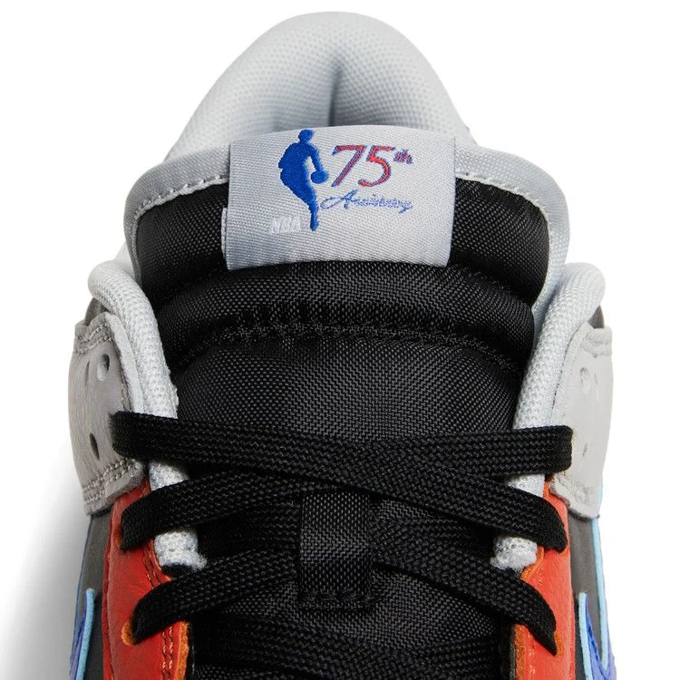 Krossovki-NBA-x-Nike-Dunk-Low-EMB-75th-Anniversary-Knicks-8