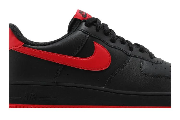 Кроссовки Nike Air Force 1 Low 'Bred'