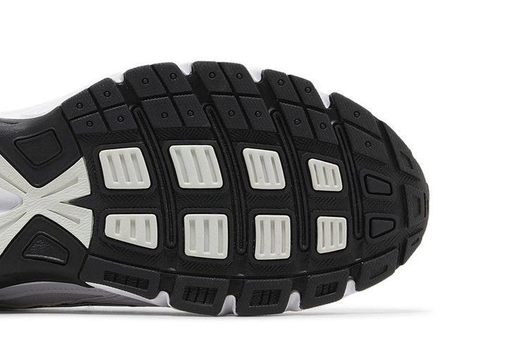 initiator-white-black-394055-100_04