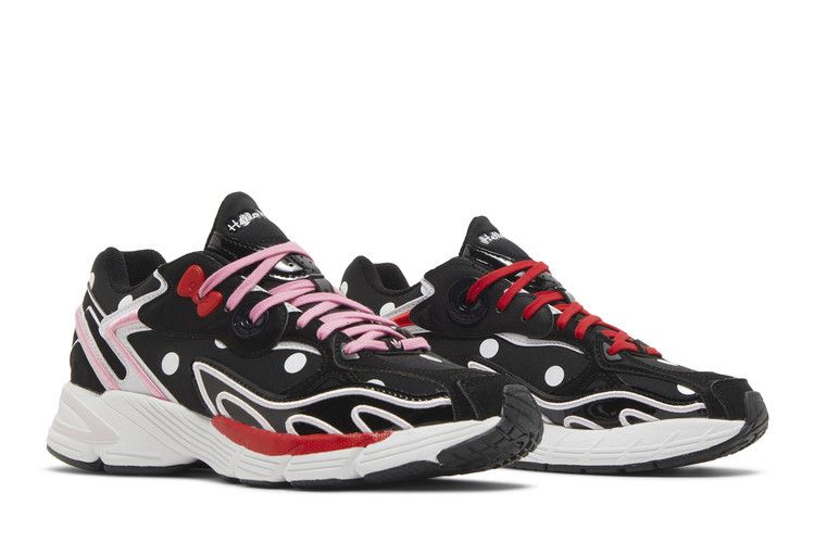 hello-kitty-x-wmns-astir-polka-dot-gw7166_07