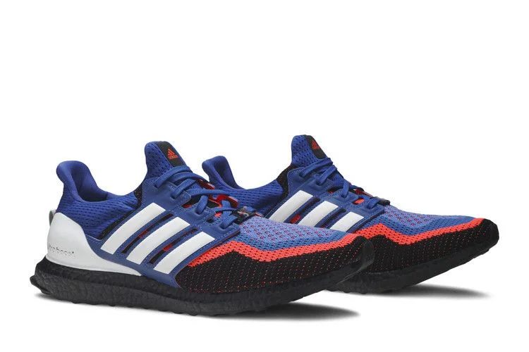 Krossovki-adidas-UltraBoost-2.0-Asterisk-7