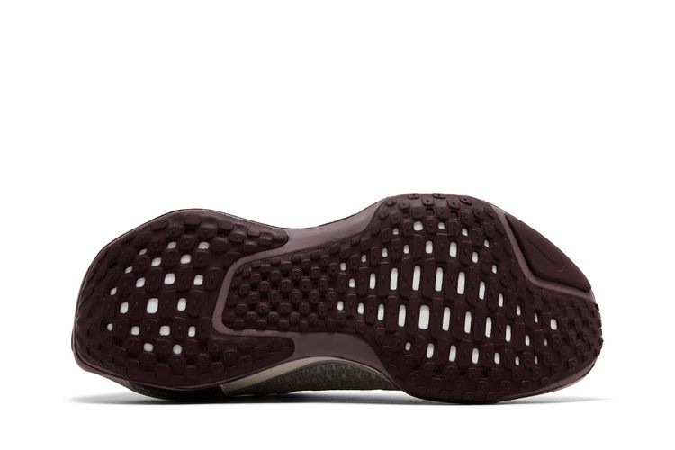 Кроссовки Nike ZoomX Invincible Run Flyknit 3 'Phantom Burgundy Crush'