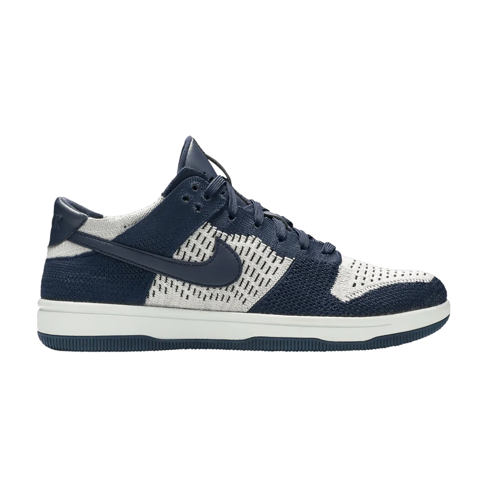 Krossovki-Nike-Dunk-Low-Flyknit-College-Navy-Platinum