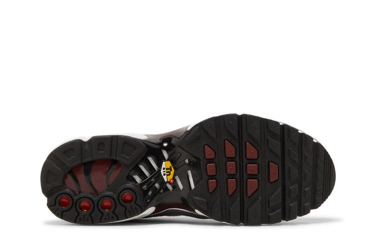 air-max-plus-gs-team-red-cool-grey-cd0609-602_03