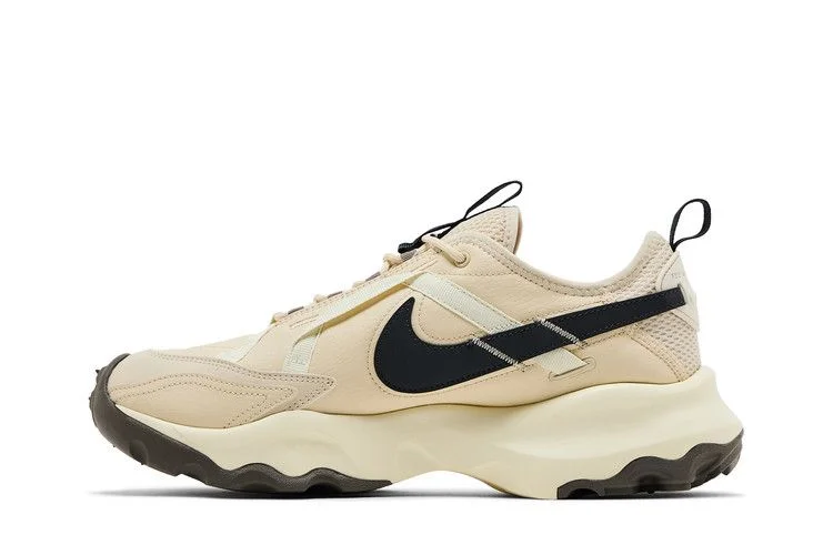 Krossovki-Nike-Wmns-TC-7900-Beach-Off-Noir-2