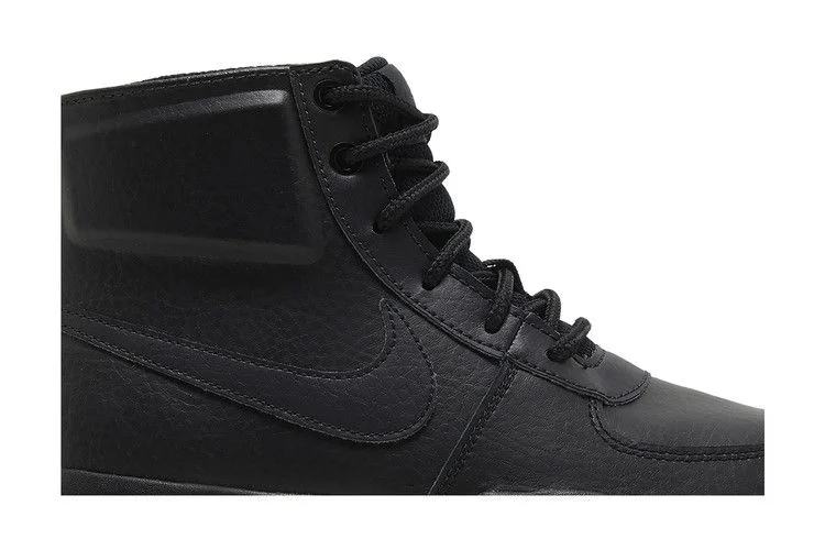 Krossovki-Nike-Air-Max-Goaterra-2.0-GS-Triple-Black-1