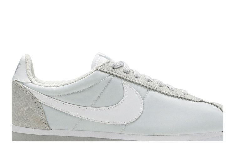 wmns-classic-cortez-nylon-pure-platinum-749864-010_01