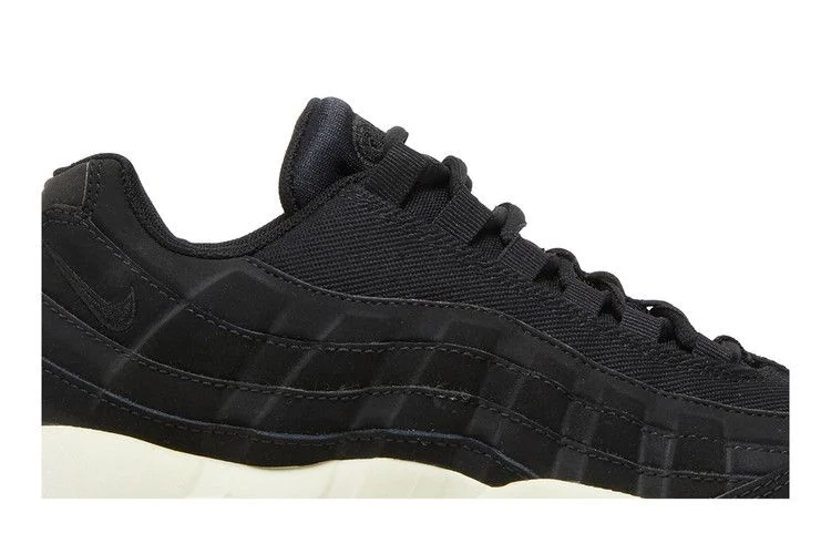 Krossovki-Nike-Wmns-Air-Max-95-Black-1