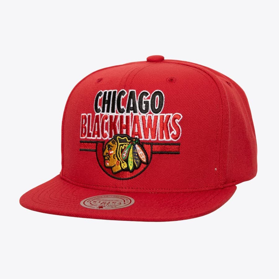 Бейсболка Mitchell & Ness Red Chicago Blackhawks Retro Snapback Hat