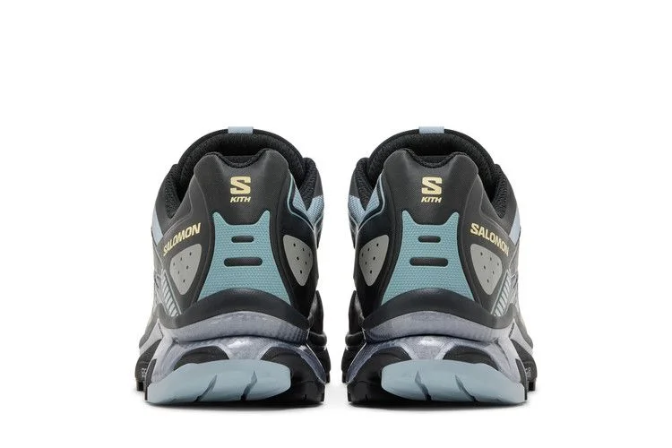 kith-x-salomon-xt-4k-black-alloy-blue-fog-l454508800_6