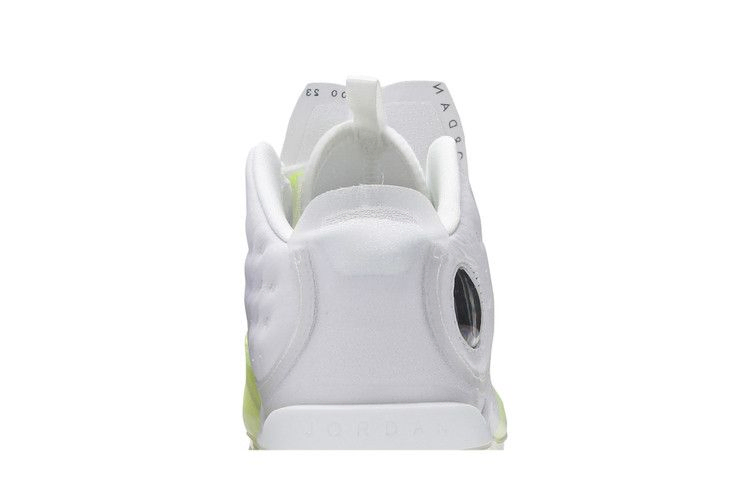 Кроссовки Wmns Air Jordan Reign 'White Volt'