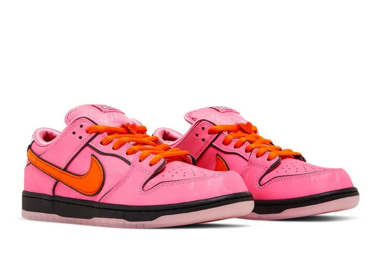 Krossovki-The-Powerpuff-Girls-x-Nike-Dunk-Low-Pro-SB-QS-Blossom-7