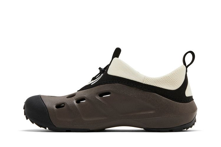 Кроссовки Crocs Quick Trail Low 'Espresso Bone'