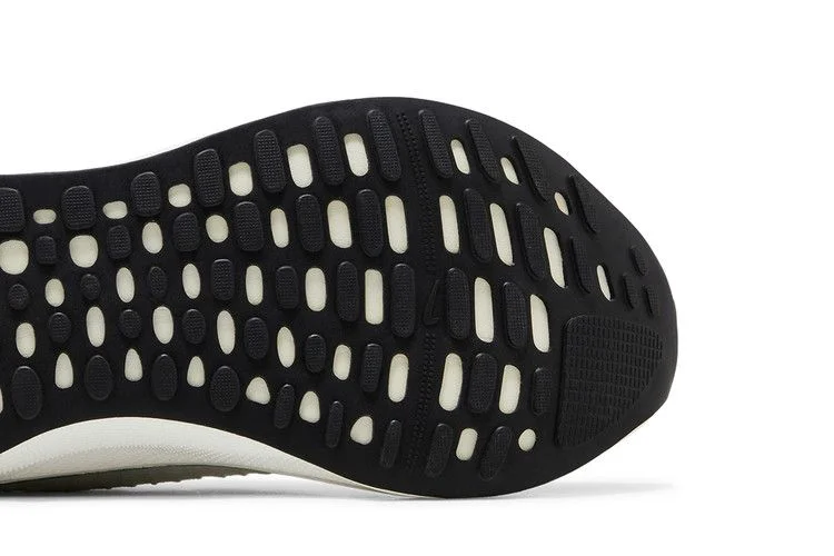 Krossovki-Nike-ReactX-Infinity-Run-Flyknit-4-Wake-Up-Pack-4