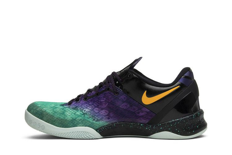 kobe-8-system-easter-555035-302_02