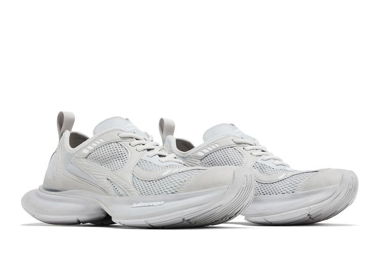 balenciaga-circuit-sneaker-worn-out-light-grey-793945-wflgy-1010_07