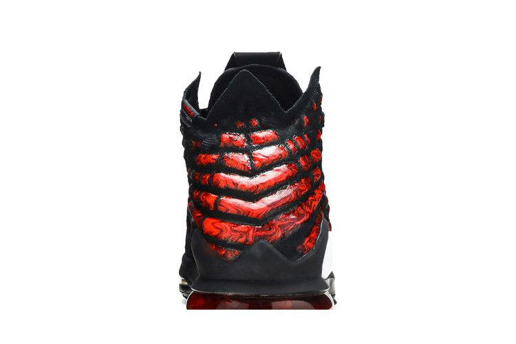 Кроссовки Nike LeBron 17 'Infrared VI'