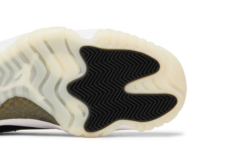 Кроссовки Air Jordan 11 Retro 'Gratitude / Defining Moments'