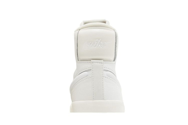 Кроссовки Nike Wmns Blazer Mid Victory 'Summit White Light Cream'