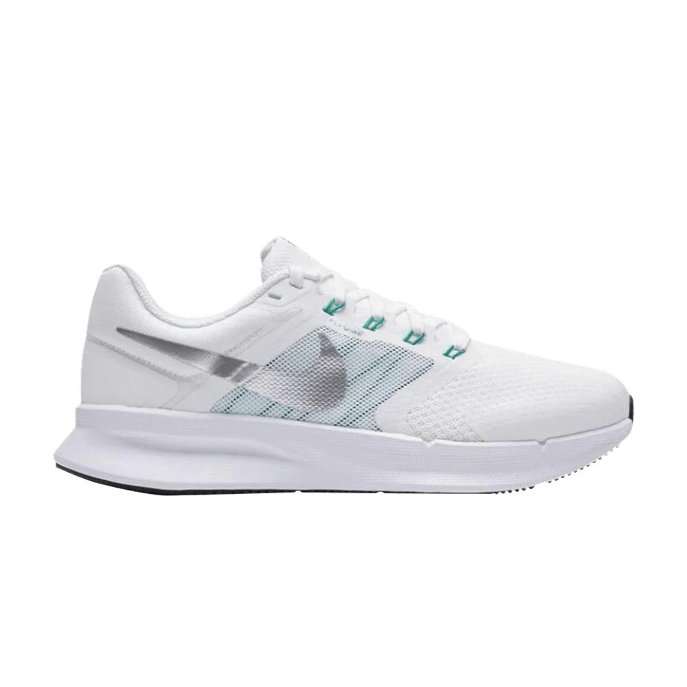 Krossovki-Nike-Wmns-Run-Swift-3-White-Silver-Blue