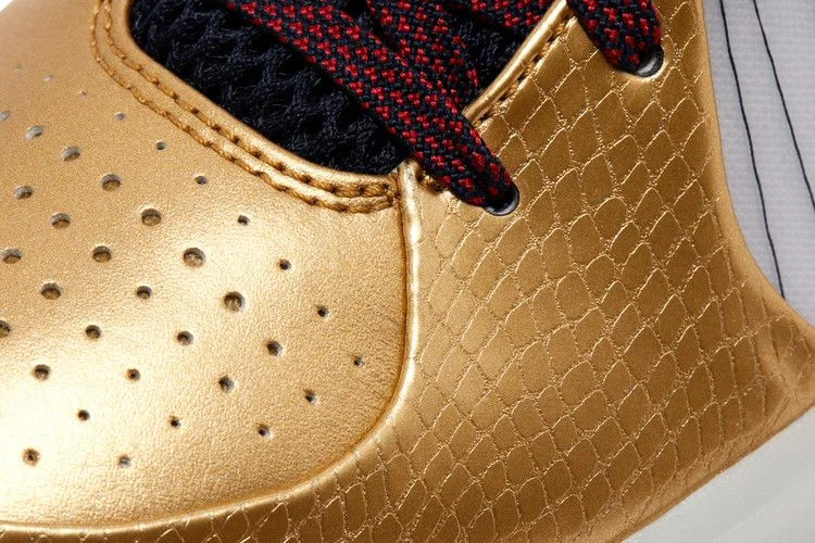 Krossovki-Nike-Zoom-Kobe-4-Protro-Gold-Medal-2024-9