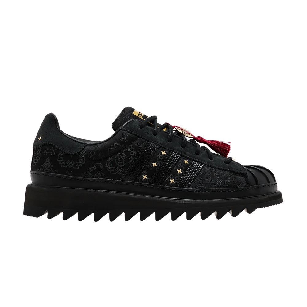 Krossovki-CLOT-x-adidas-Superstar-Chinese-New-Year