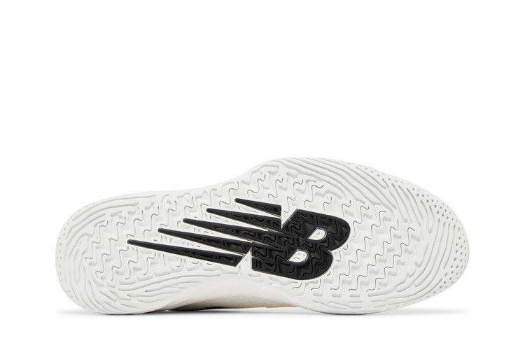 Кроссовки New Balance Fresh Foam X LAV v2 'White Black'