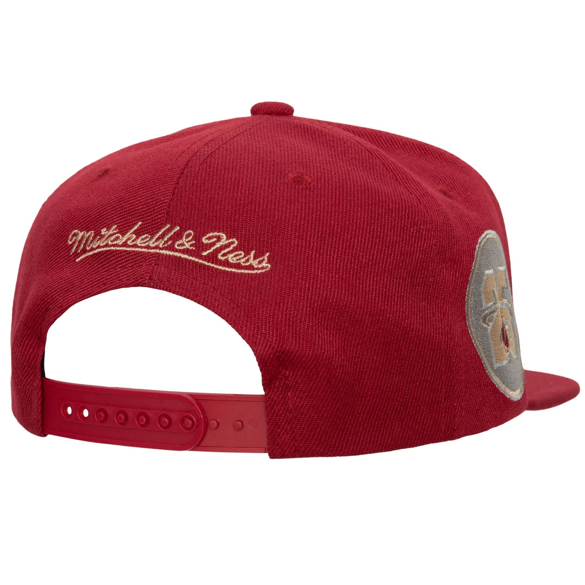 Бейсболка Mitchell & Ness With Love Snapback HWC Miami Heat Hat