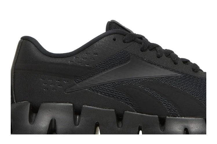 Krossovki-Reebok-Zig-Dynamica-2-Triple-Black-1