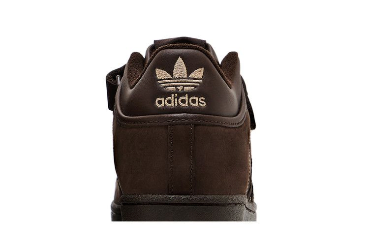 Кроссовки Niels Bennett x adidas Pro Shell ADV 'Brown'