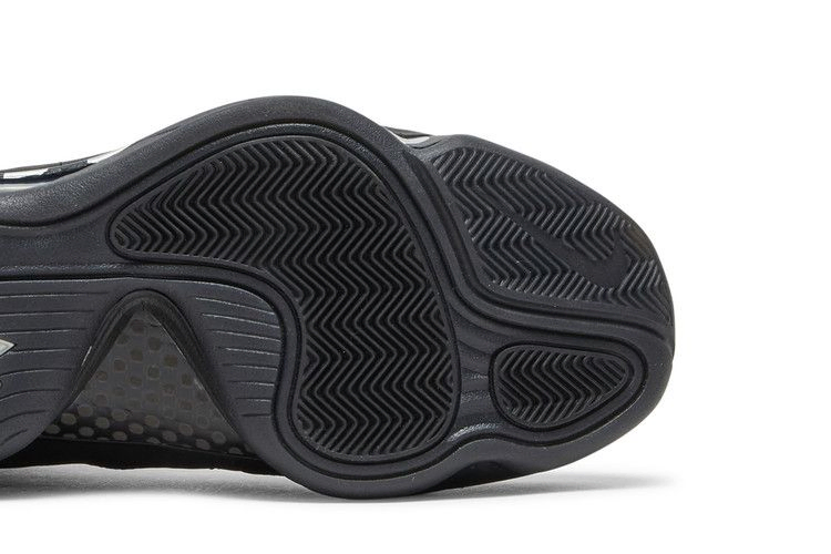 air-penny-5-tiger-striped-cz8782-001_04