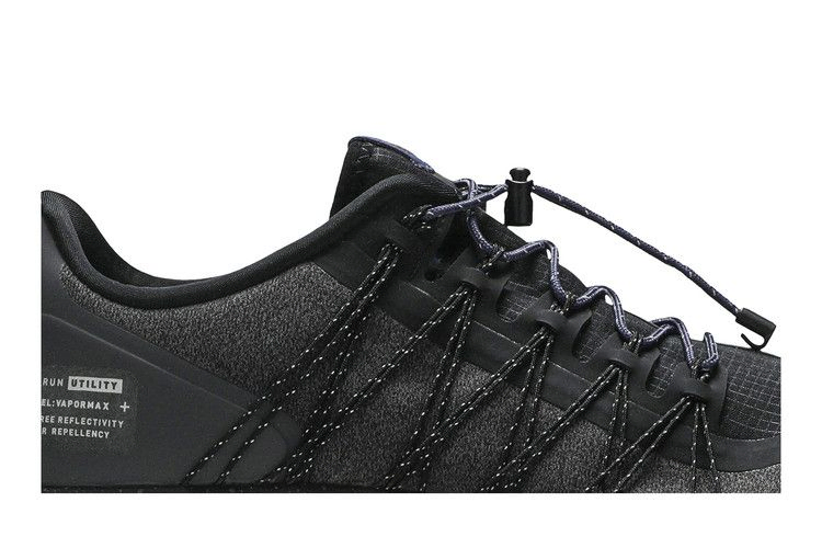 wmns-air-vapormax-run-utility-black-aq8811-001_01