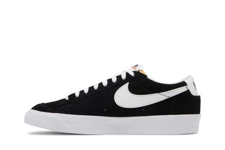 blazer-low-77-suede-black-white-da7254-001_02