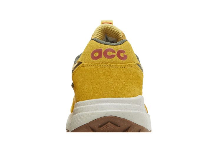 Кроссовки Nike ACG Lowcate 'Solar Flare'