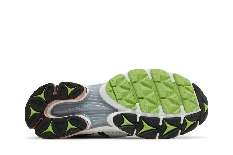 Кроссовки Saucony ProGrid Triumph 4 'Otherworld'