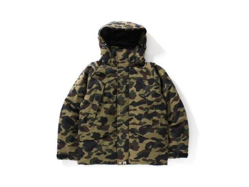 Куртка с капюшоном BAPE 1st Camo Snow Board Down Jacket M Green