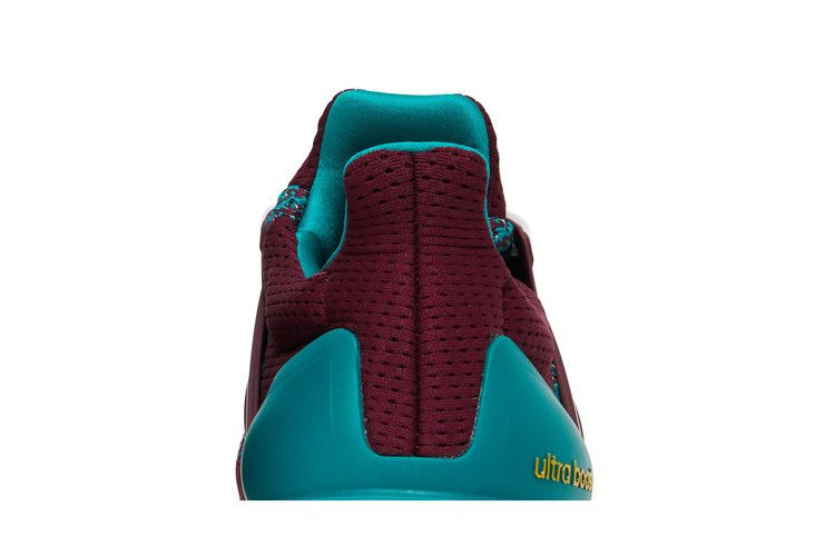 Кроссовки Disney x adidas UltraBoost 1.0 DNA 'The Mighty Ducks - Jesse Hall'