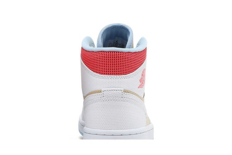 Кроссовки Wmns Air Jordan 1 Mid SE 'Sesame'