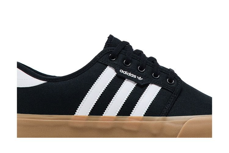 seeley-xt-black-gum-gz8567_01