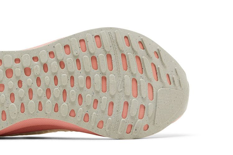 wmns-reactx-infinity-run-4-white-red-stardust-dr2670-106_04
