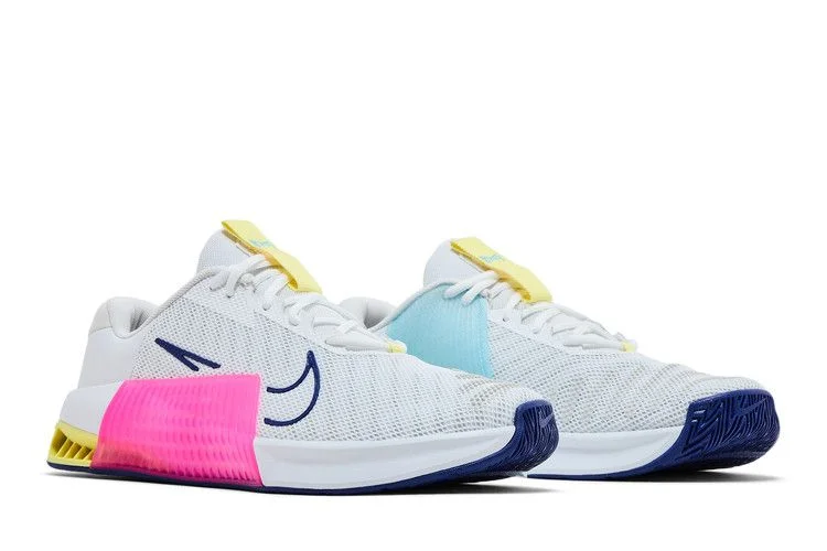 Krossovki-Nike-Metcon-9-White-Fierce-Pink-7