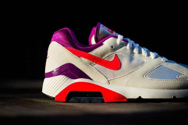 Кроссовки Nike Air Max 180 QS 'Laser Crimson'