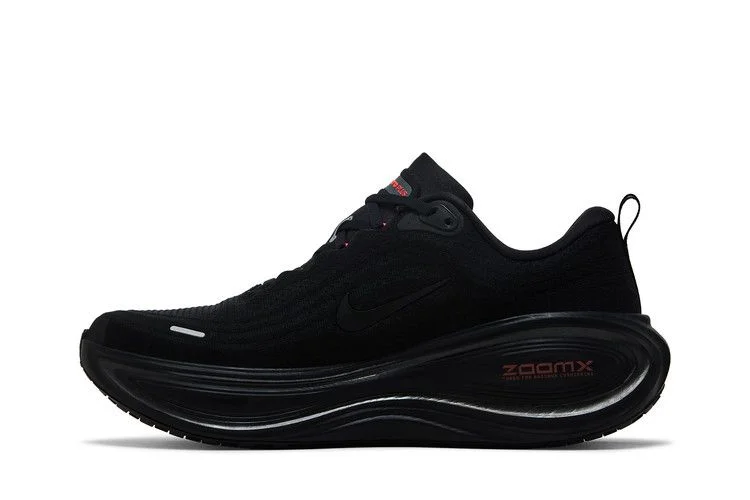 Кроссовки Nike Vomero Plus 'Bred'