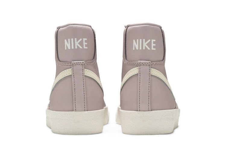 Кроссовки Nike Wmns Blazer Mid '77 'Mauve'
