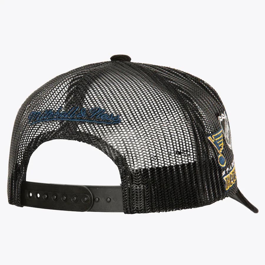 Бейсболка Mitchell & Ness Black St. Louis Blues Times Up Trucker Adjustable Hat