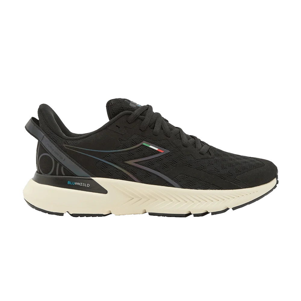 Krossovki-Diadora-Mythos-Blushield-Volo-Hip-3-Black-Whisper-White