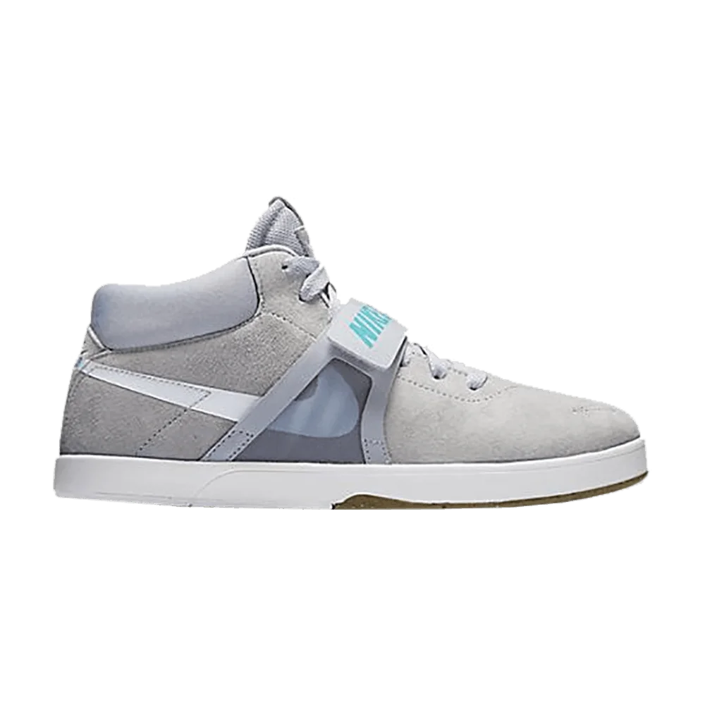 Krossovki-Nike-Eric-Koston-Mid-Premium